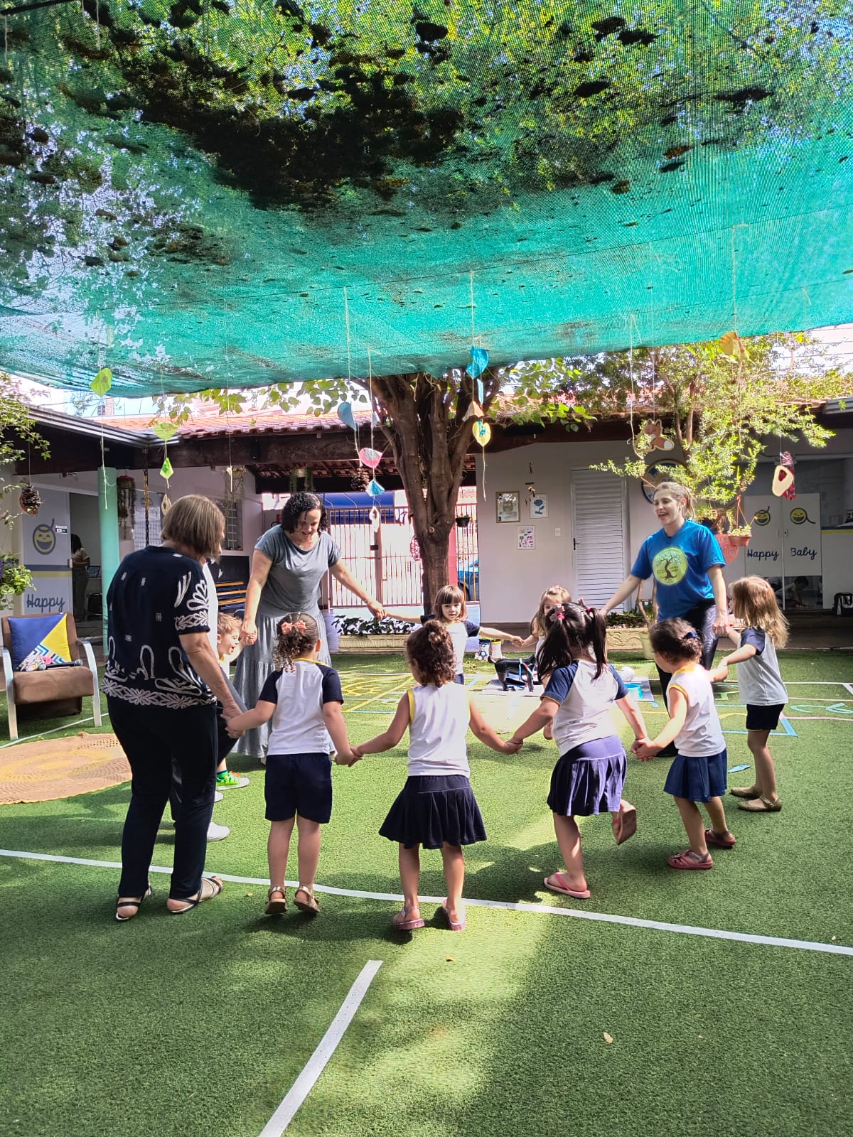 eae98a34-403d-45f2-8637-4c87049385e4